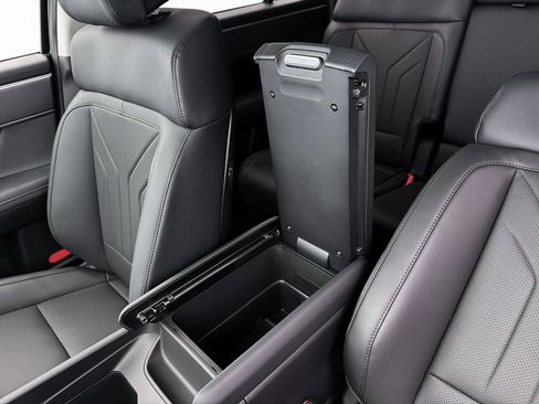 New 2026 Hyundai Santa Fe SEL image 19