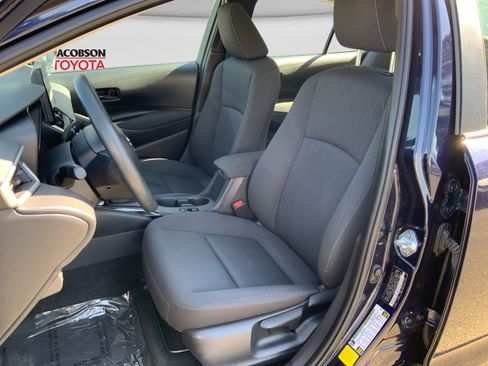 Used 2024 Toyota Corolla LE FWD image 16