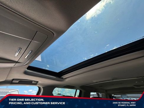 Used 2020 Chevrolet Suburban LT AWD/4WD image 27