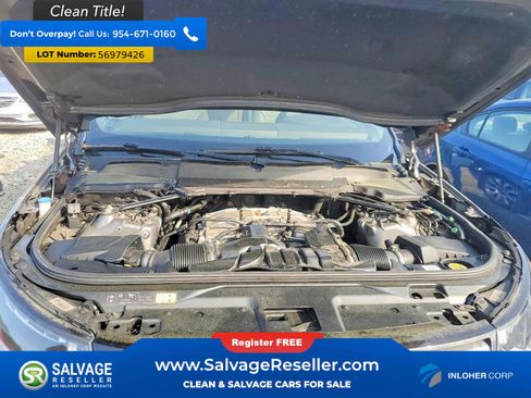 Used 2018 Land Rover Discovery HSE AWD/4WD image 16