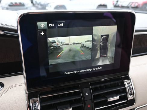 Used 2019 Lincoln Navigator Reserve w/ Cargo Package AWD/4WD image 16