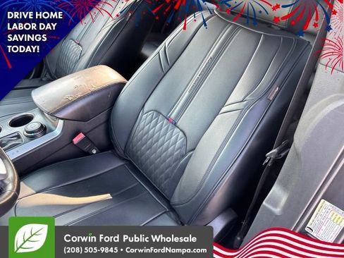 Used 2013 Ford Explorer XLT AWD/4WD image 24