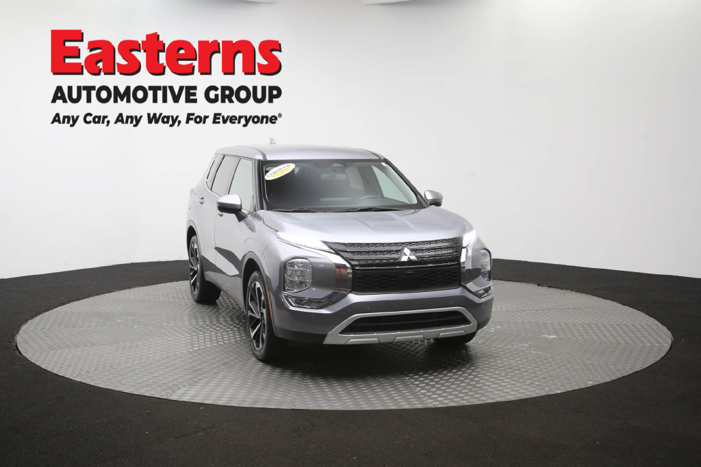 Used 2024 Mitsubishi Outlander SE FWD image 52