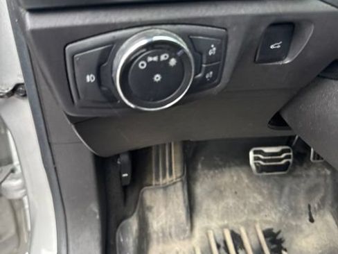 Used 2016 Ford Fusion Titanium FWD image 19