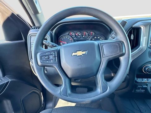 Used 2024 Chevrolet Silverado 1500 Custom image 11