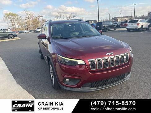 Used 2019 Jeep Cherokee Latitude Plus w/ Comfort/Convenience Group image 22