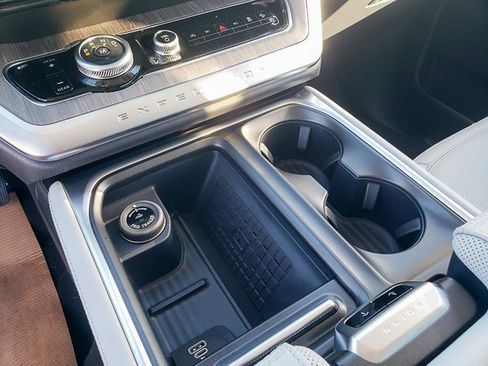 New 2025 Ford Expedition Max Platinum w/ Platinum Ultimate Package image 8