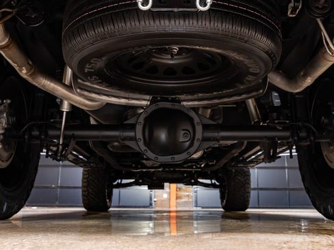 Used 2024 GMC Sierra 1500 AT4 w/ Technology Package image 16