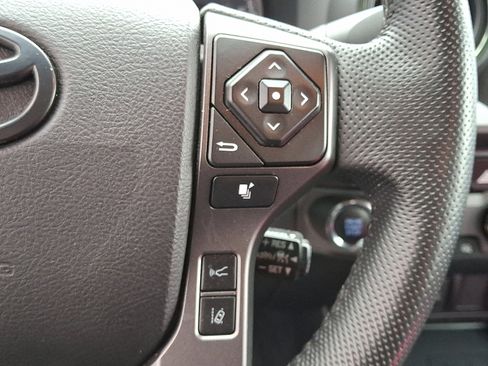 Used 2021 Toyota Tacoma TRD Sport image 25