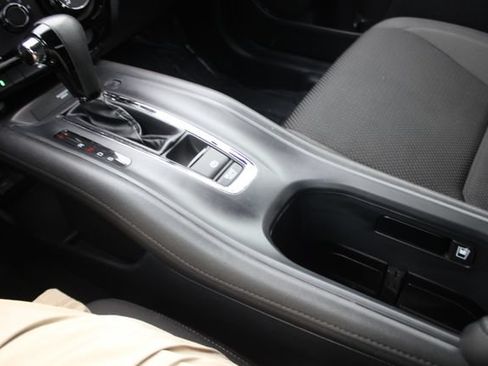 Used 2022 Honda HR-V Sport image 10
