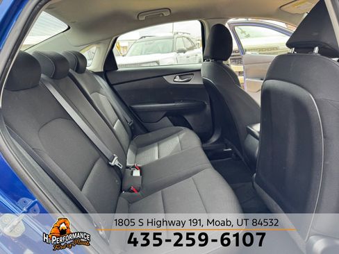 Used 2021 Kia Forte LXS FWD image 39