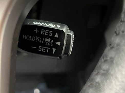 Used 2021 Toyota 4Runner Limited RWD image 46