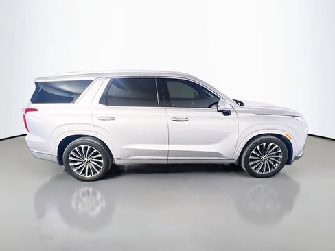 Used 2024 Hyundai Palisade Calligraphy FWD image 9