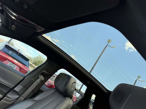 Used 2023 Cadillac Lyriq AWD image 19