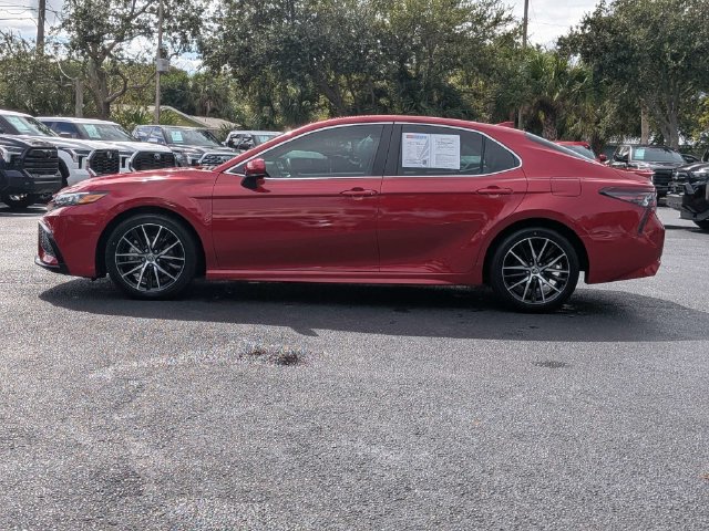 Used 2021 Toyota Camry SE FWD image 6