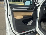 Used 2022 Volkswagen Atlas Cross Sport SEL R-Line image 3