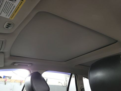 Used 2014 Lincoln MKX AWD w/ Equipment Group 102A image 25