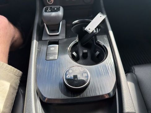 Used 2023 Nissan Rogue SV w/ SV Premium B Package image 27