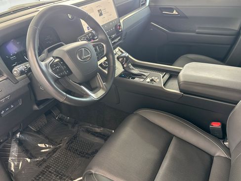 Used 2024 Lexus GX 550 AWD/4WD image 11
