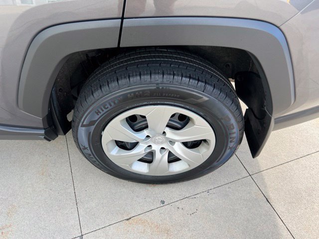 Used 2019 Toyota RAV4 LE w/ All Weather Liner Package AWD/4WD image 11