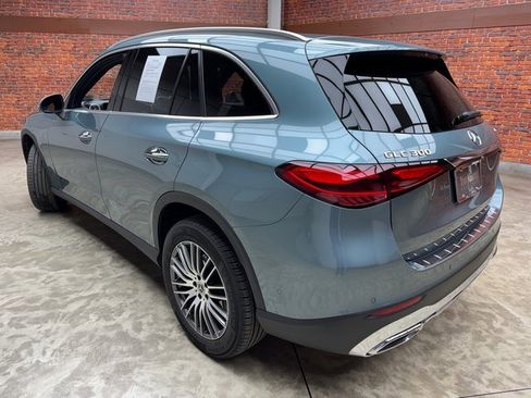 Certified 2025 Mercedes-Benz GLC 300 4MATIC image 2