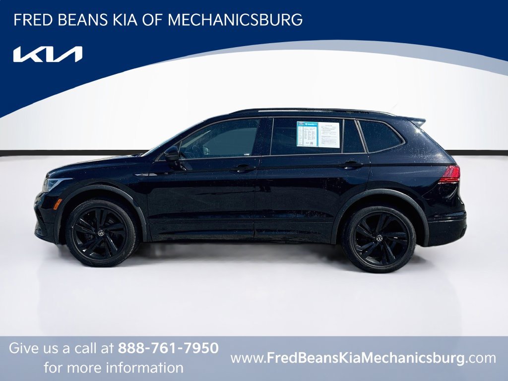 Used 2024 Volkswagen Tiguan SE R-Line AWD/4WD image 4
