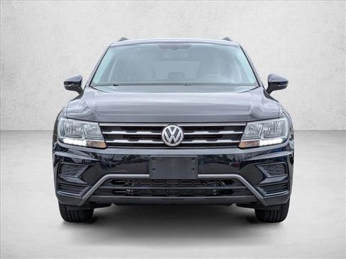 Used 2021 Volkswagen Tiguan SE w/ Panoramic Sunroof Package AWD/4WD image 2