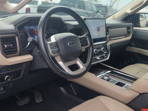Used 2024 Ford Expedition Max Limited image 12