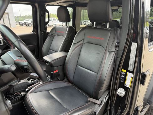 Used 2022 Jeep Wrangler Unlimited Rubicon AWD/4WD image 17