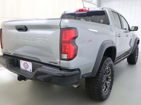 Used 2024 Chevrolet Colorado ZR2 w/ ZR2 Convenience Package III AWD/4WD image 18