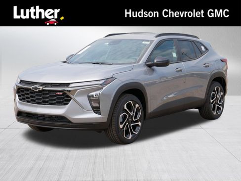 New 2026 Chevrolet Trax RS w/ Sunroof Package FWD image 1