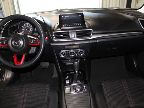Used 2017 MAZDA MAZDA3 Sport w/ Preferred Equipment Package image 12