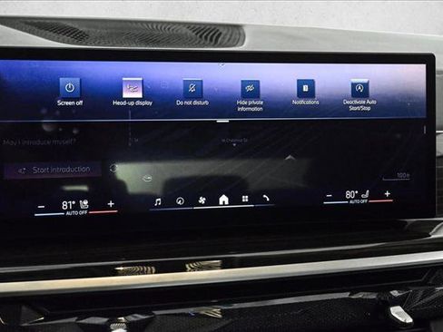 Used 2024 BMW X7 xDrive40i w/ Premium Package image 15