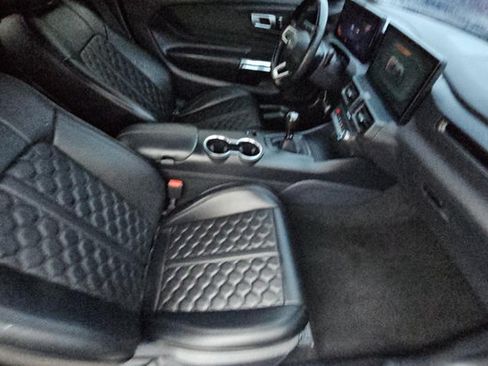 Used 2024 Ford Mustang GT RWD image 11