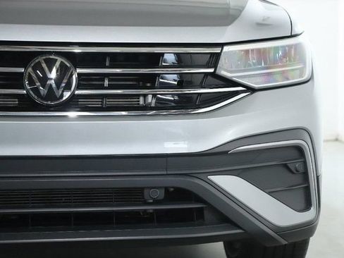 Certified 2024 Volkswagen Tiguan SE AWD/4WD image 7