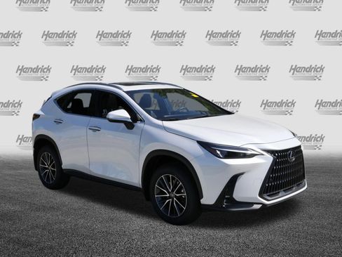 Used 2024 Lexus NX 250 FWD w/ Towing Package (2000 Lbs) image 2