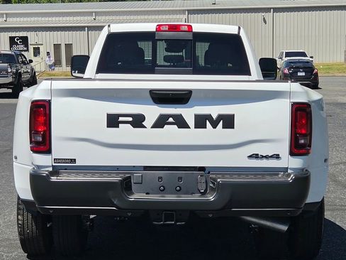 New 2026 RAM 3500 Tradesman AWD/4WD image 10