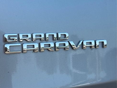 Used 2018 Dodge Grand Caravan SE w/ Power Convenience Group I FWD image 29