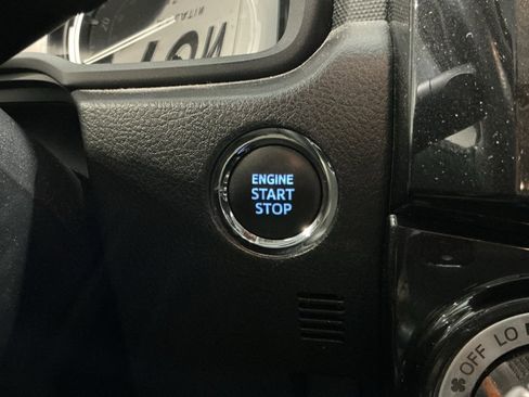 Used 2021 Toyota 4Runner Venture image 20