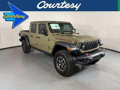 New 2026 Jeep Gladiator Rubicon w/ Steel Power Dome Hood Package
