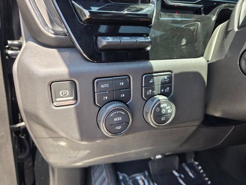 Used 2023 Chevrolet Silverado 1500 ZR2 w/ Technology Package AWD/4WD image 24