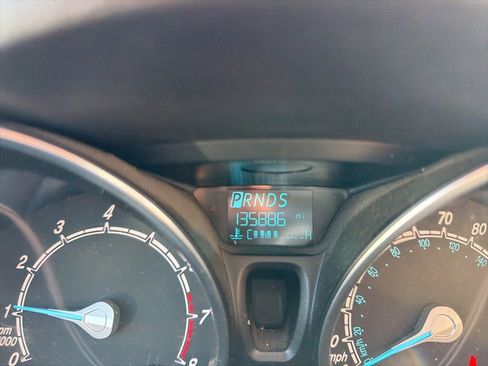 Used 2016 Ford Fiesta SE image 29