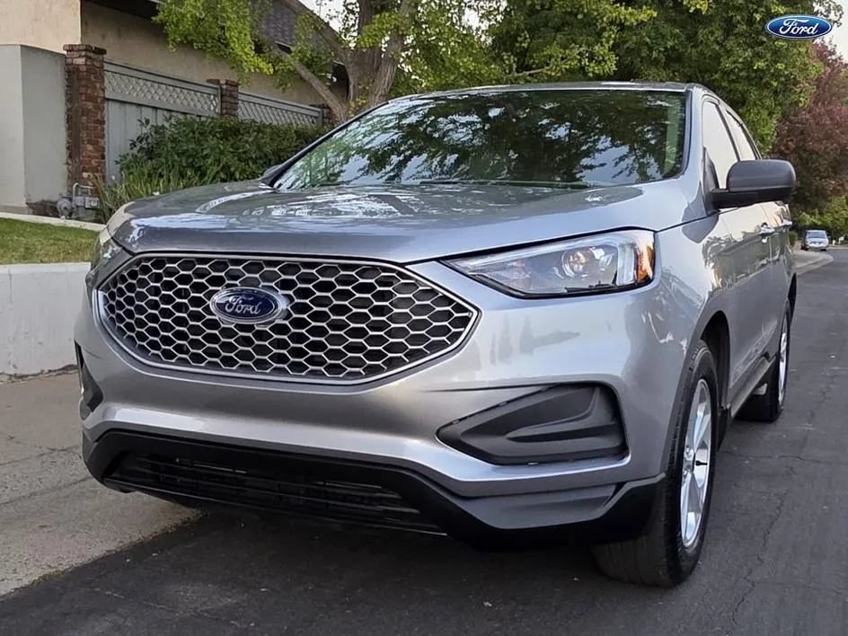 Used 2024 Ford Edge SE AWD/4WD image 6