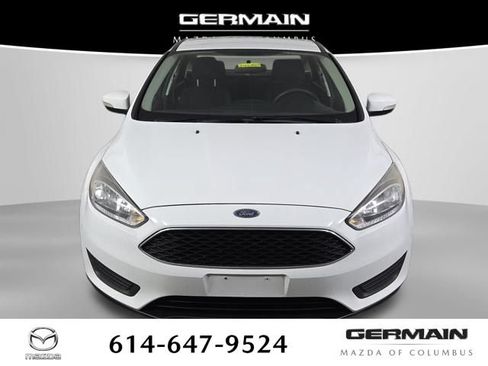 Used 2017 Ford Focus SE FWD image 3