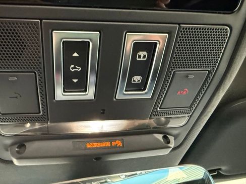 Certified 2023 Land Rover Defender 110 S AWD/4WD image 37