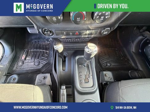 Used 2018 Jeep Wrangler Unlimited Sport S image 17