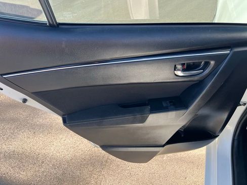 Used 2019 Toyota Corolla LE image 17