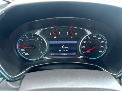 Used 2024 Chevrolet Equinox RS w/ RS Leather Package FWD image 11
