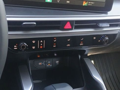 New 2026 Kia Sorento LX image 18