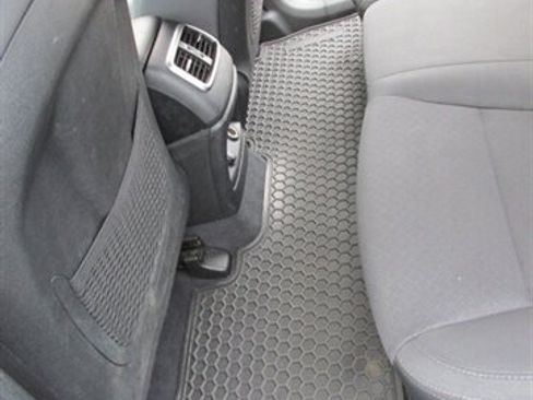Used 2020 Kia Sorento AWD V6 image 12